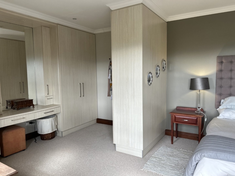 4 Bedroom Property for Sale in Blue Mountain Village Western Cape